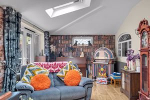 Photo 14- click for photo gallery